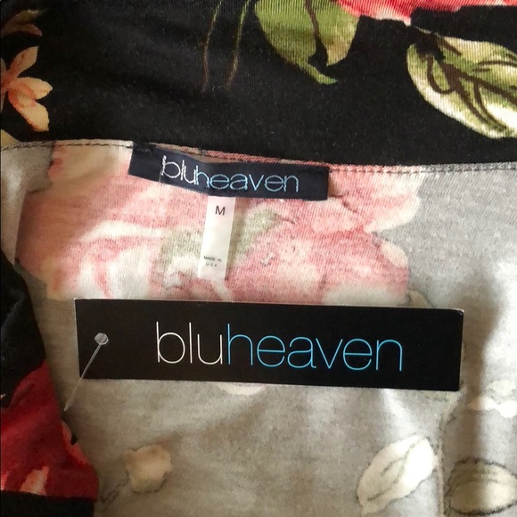 NWT Top! - Picture 4 of 4